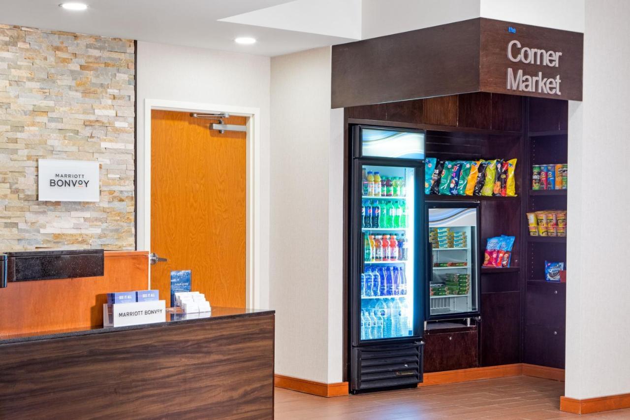Fairfield Inn & Suites By Marriott Toronto Mississauga Buitenkant foto
