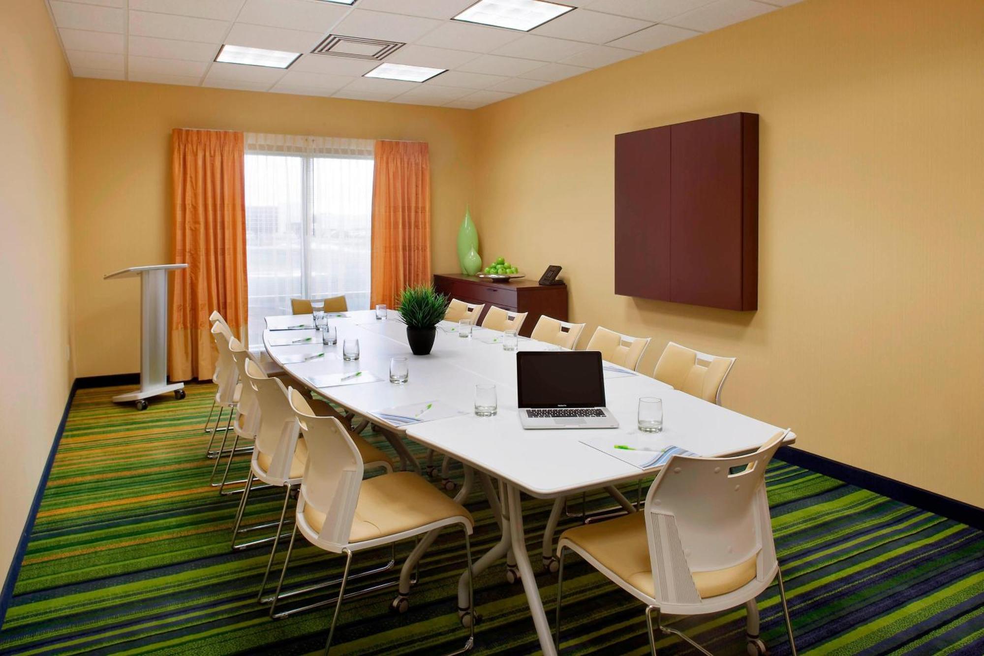 Fairfield Inn & Suites By Marriott Toronto Mississauga Buitenkant foto