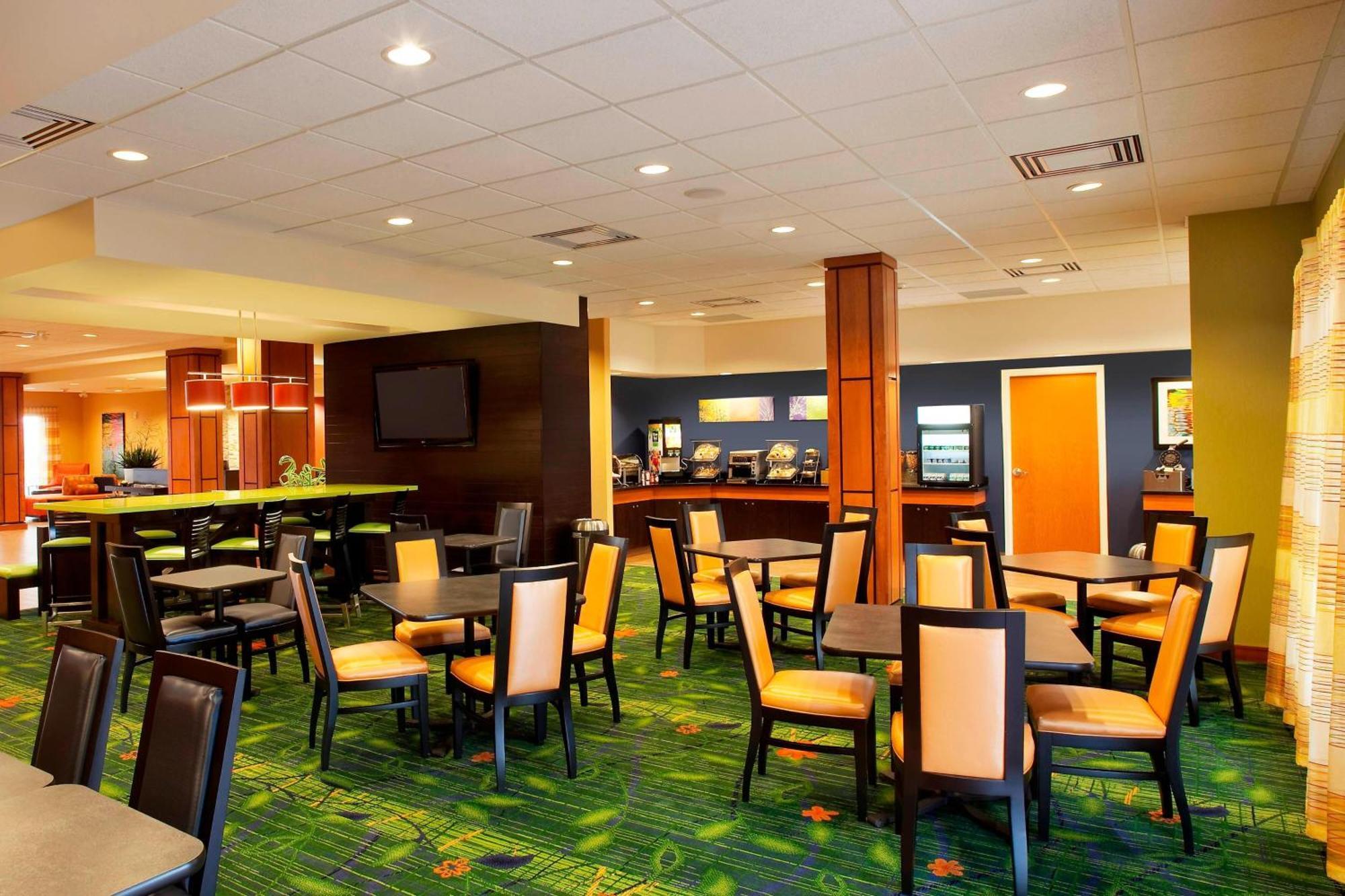 Fairfield Inn & Suites By Marriott Toronto Mississauga Buitenkant foto