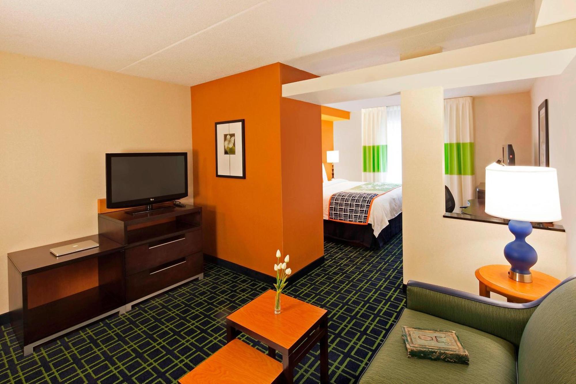 Fairfield Inn & Suites By Marriott Toronto Mississauga Buitenkant foto