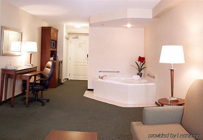 Fairfield Inn & Suites By Marriott Toronto Mississauga Buitenkant foto